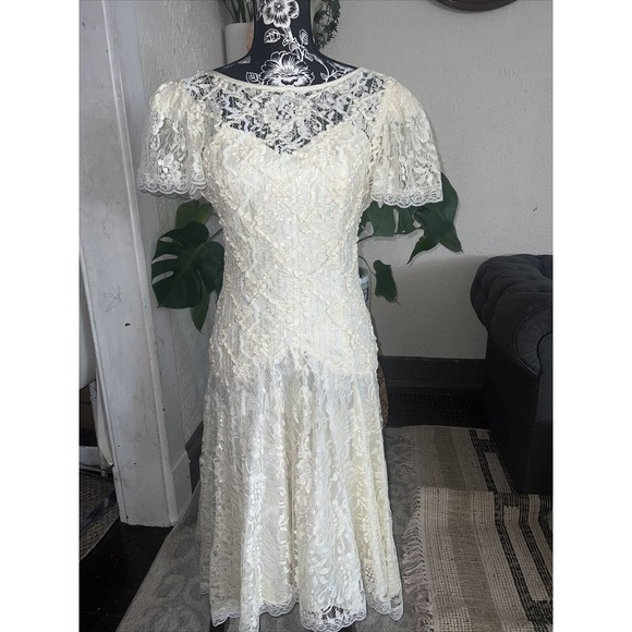shuet young Dresses & Skirts - Vintage Ivory Ceam Lace Sequin Party Dress drop waist Sz 4 Bride shuet young